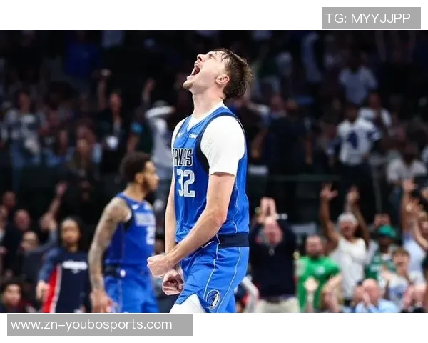 弗拉格称赞布兰登威廉姆斯实力出众关键时刻贡献不可或缺